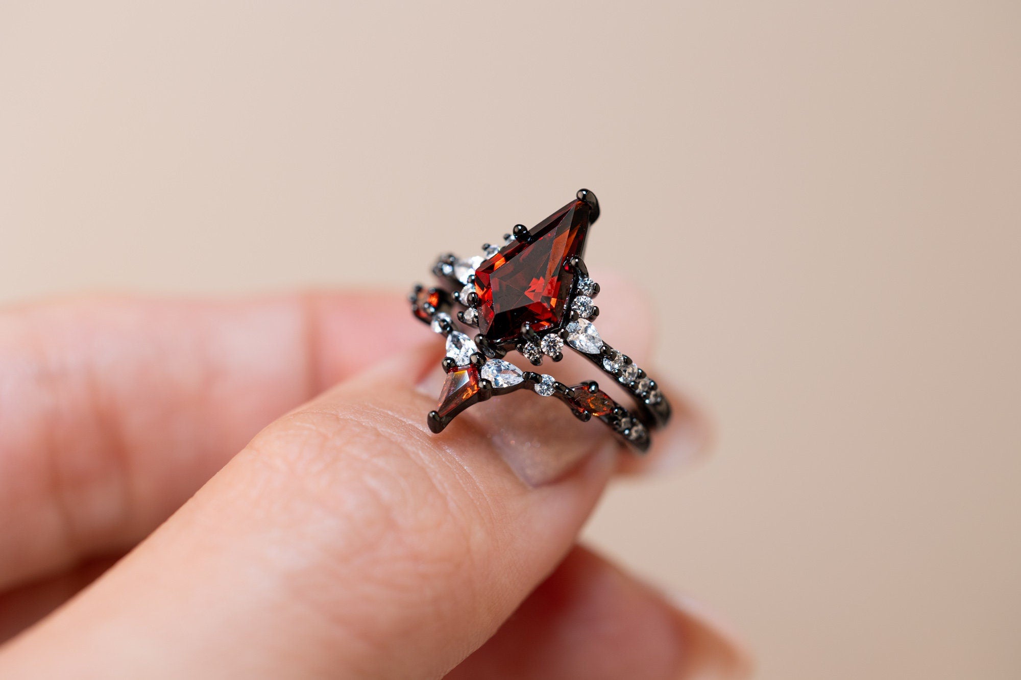 Garnet Ring, Garnet Ring for Her, Red Ring Set, Sterling Silver Gun Plated Ring, Unique Engagement Ring, Garnet Wedding Set