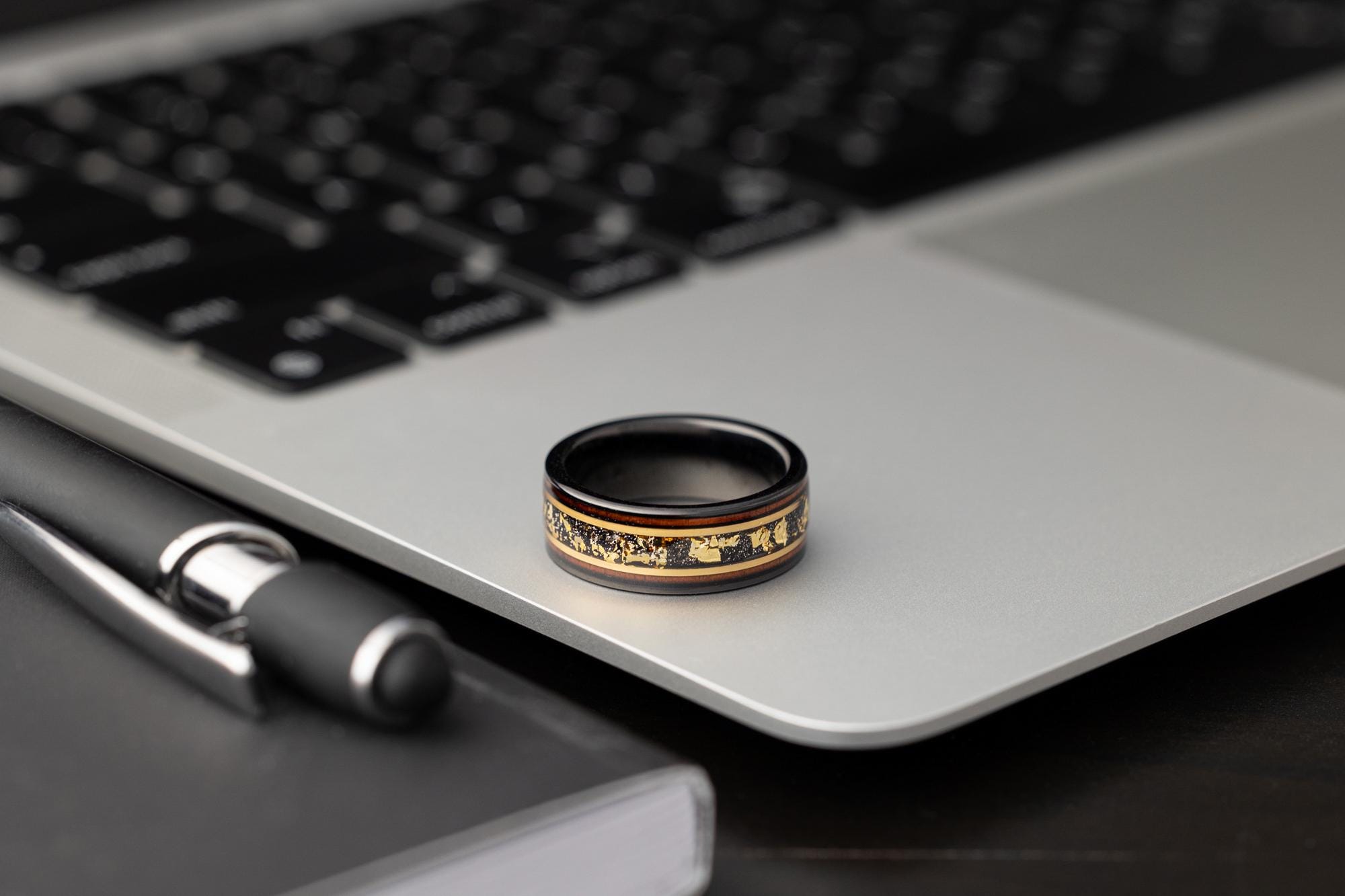 Whiskey Barrel Ring with Gold Leaf, Gold Leaf and Wood Ring, Whisky Barrel Band, Wood Ring with Gold Leaf, Men's Wedding Band, 8mm Ring