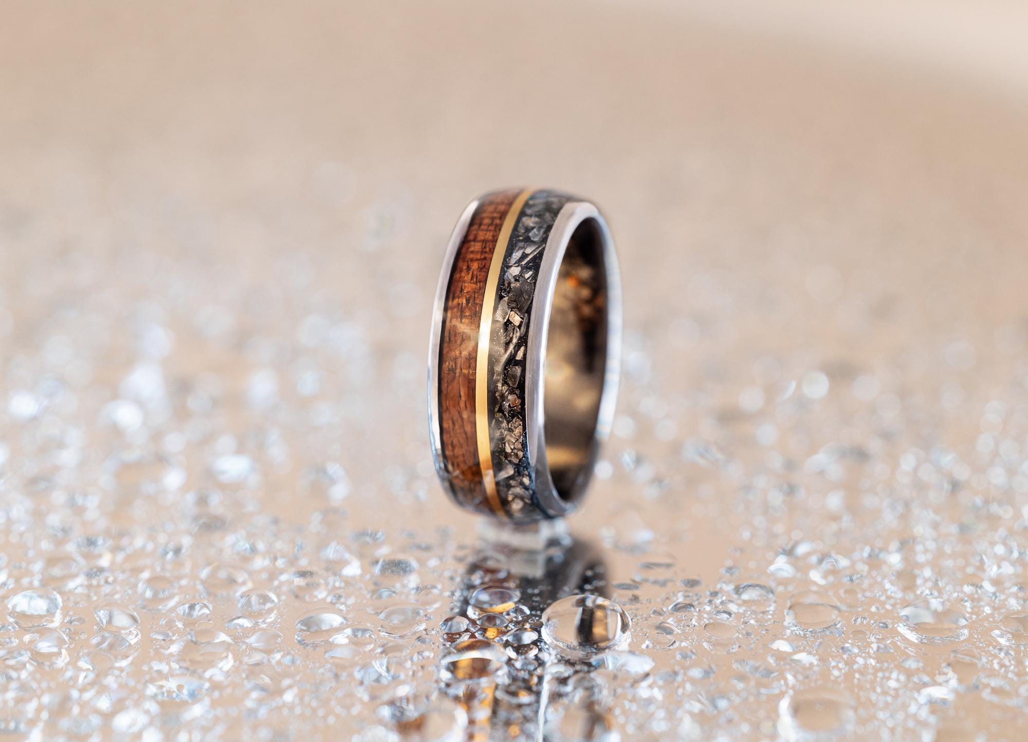 Meteorite Ring and Whiskey Barrel Ring, Meteorite Wood Band, Meteorite & Wood Ring, Tungsten Ring For Men, Wedding Band, Ring for Him, 8mm