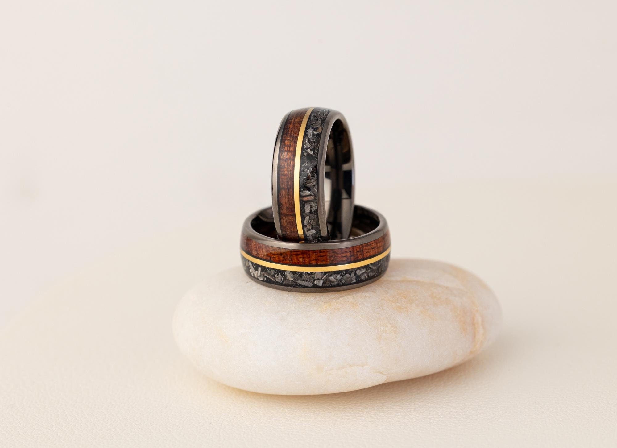 Meteorite Ring and Whiskey Barrel Ring, Meteorite Wood Band, Meteorite & Wood Ring, Tungsten Ring For Men, Wedding Band, Ring for Him, 8mm