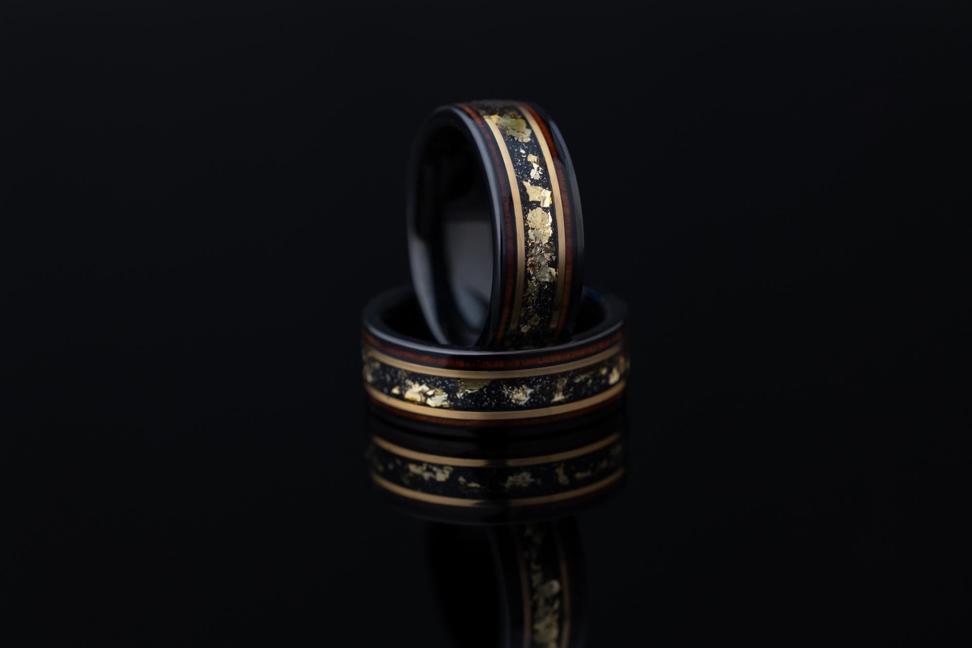 Whiskey Barrel Ring with Gold Leaf, Gold Leaf and Wood Ring, Whisky Barrel Band, Wood Ring with Gold Leaf, Men's Wedding Band, 8mm Ring