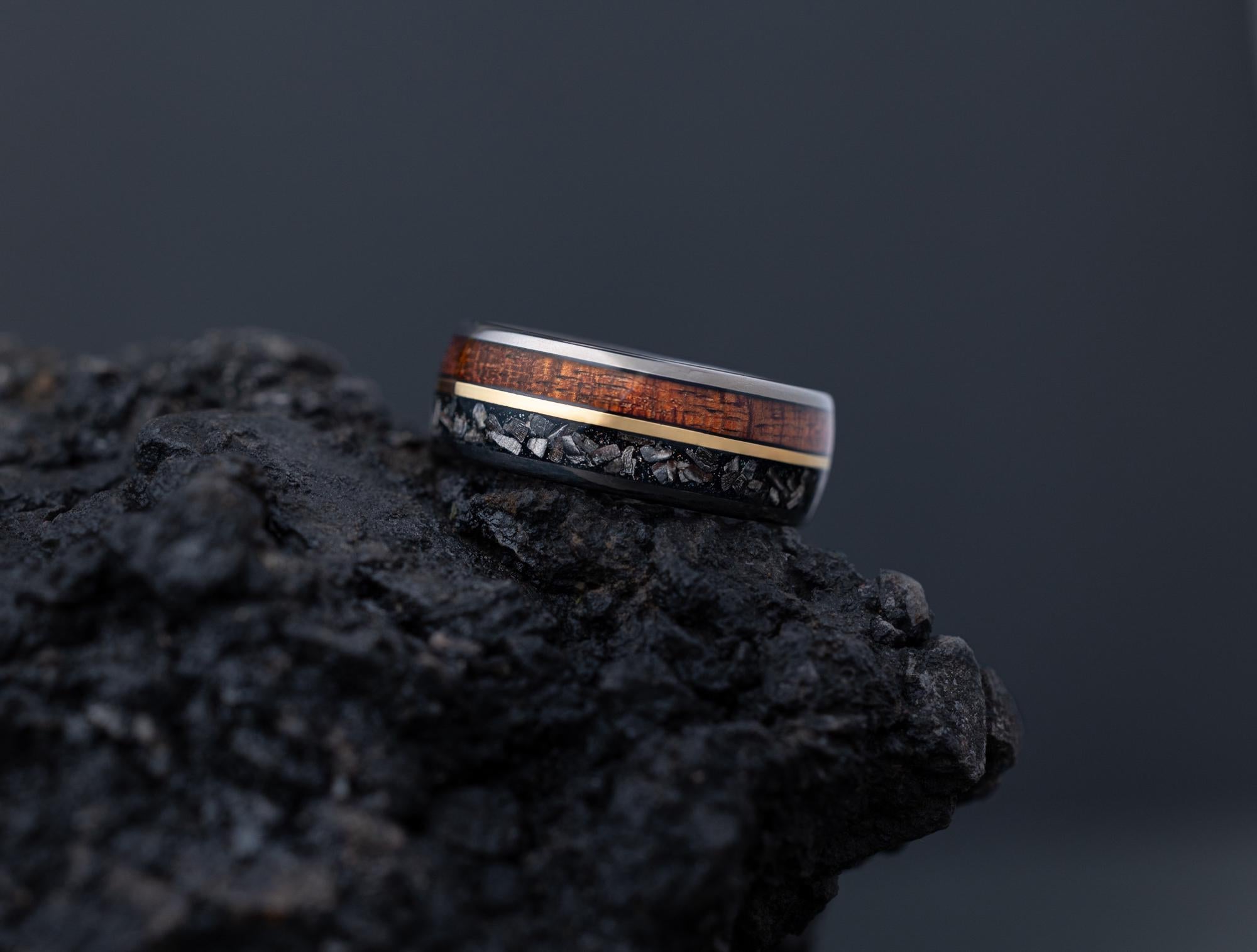 Meteorite Ring and Whiskey Barrel Ring, Meteorite Wood Band, Meteorite & Wood Ring, Tungsten Ring For Men, Wedding Band, Ring for Him, 8mm