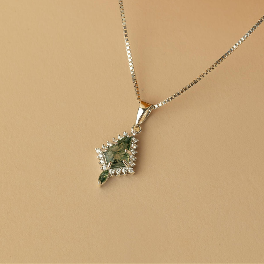 Kite Flight - Moss Agate Silver Necklace
