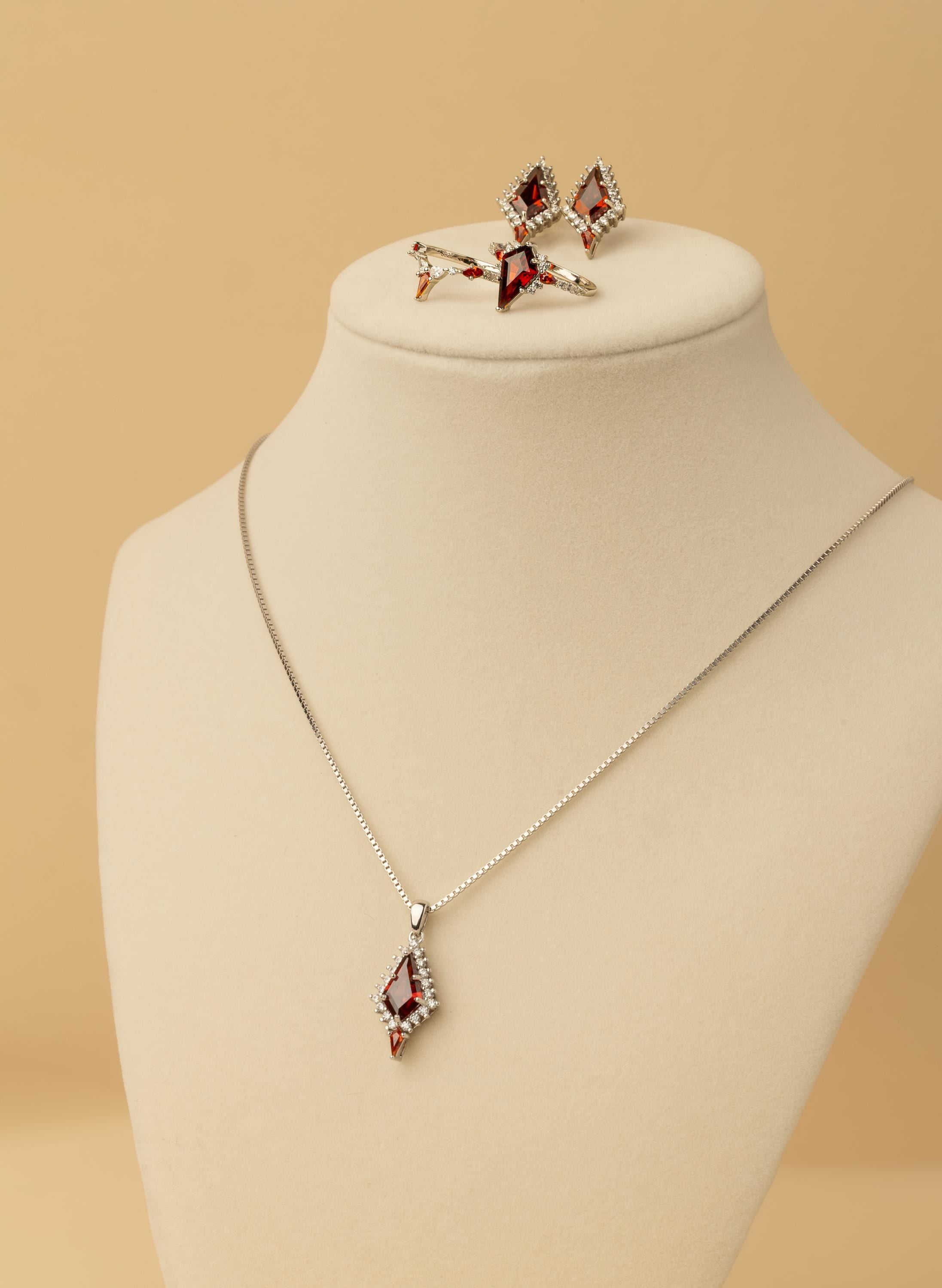 Garnet Ring and Earring Set, Garnet Stone Matching Set, Woman Earring and Ring Set, Garnet Earring Set and Garnet Ring, Silver Garnet Sets