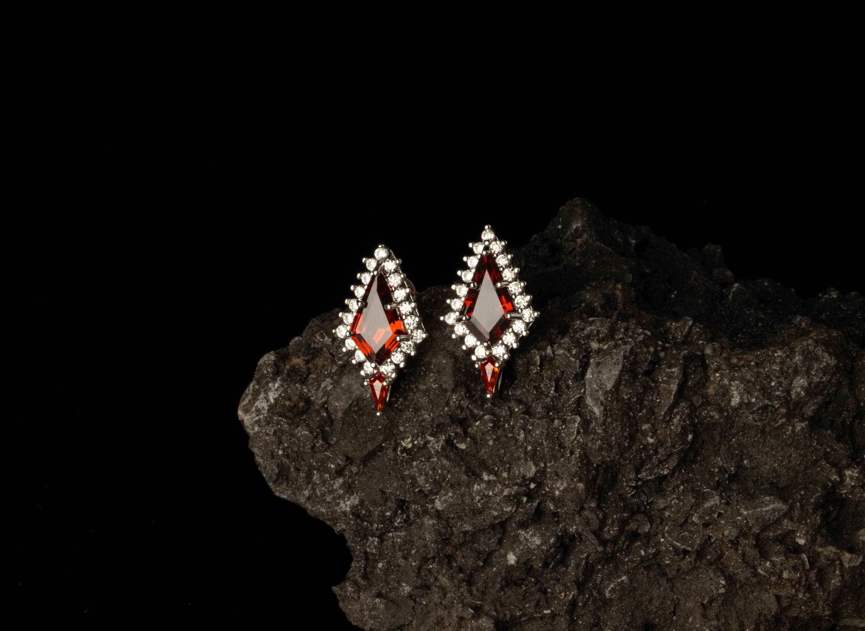 Garnet Ring and Earring Set, Garnet Stone Matching Set, Woman Earring and Ring Set, Garnet Earring Set and Garnet Ring, Silver Garnet Sets