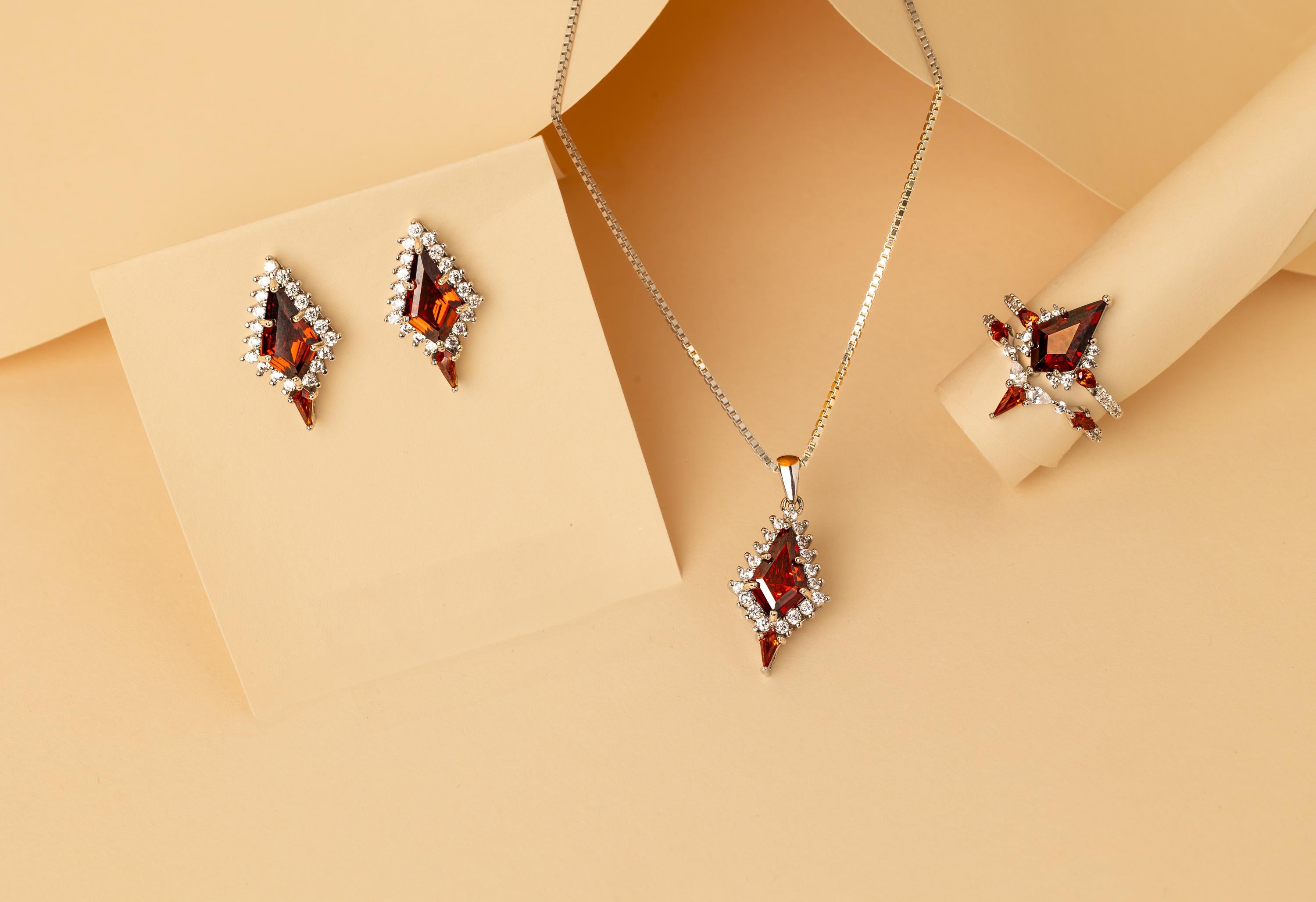 Garnet Ring & Necklace Set, Garnet Matching Set, Woman Necklace and Ring Set, Garnet Ring and Necklace Set, Garnet Jewelry Set, Red Stone