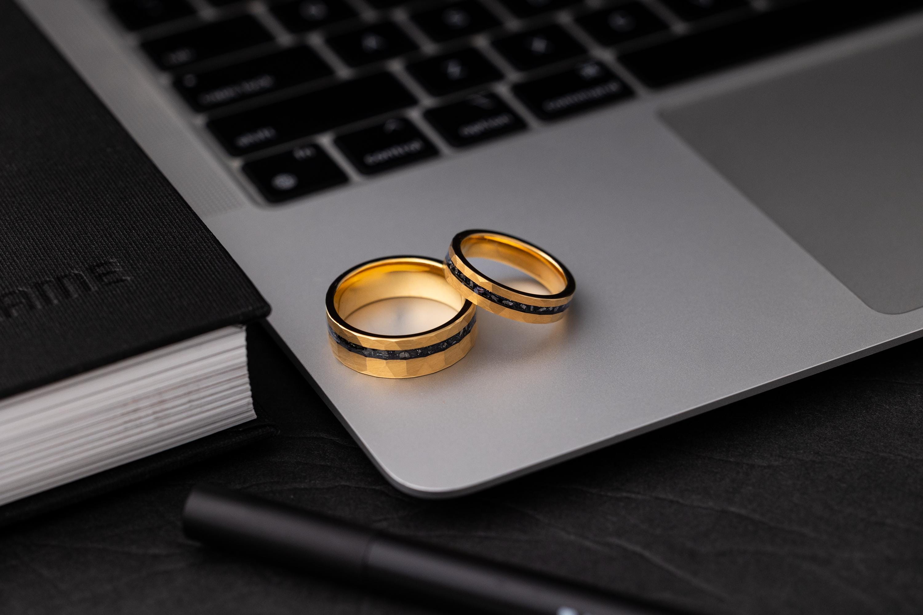Hammered Gold Meteorite Rings Set: 24K Tungsten Couples Wedding Band
