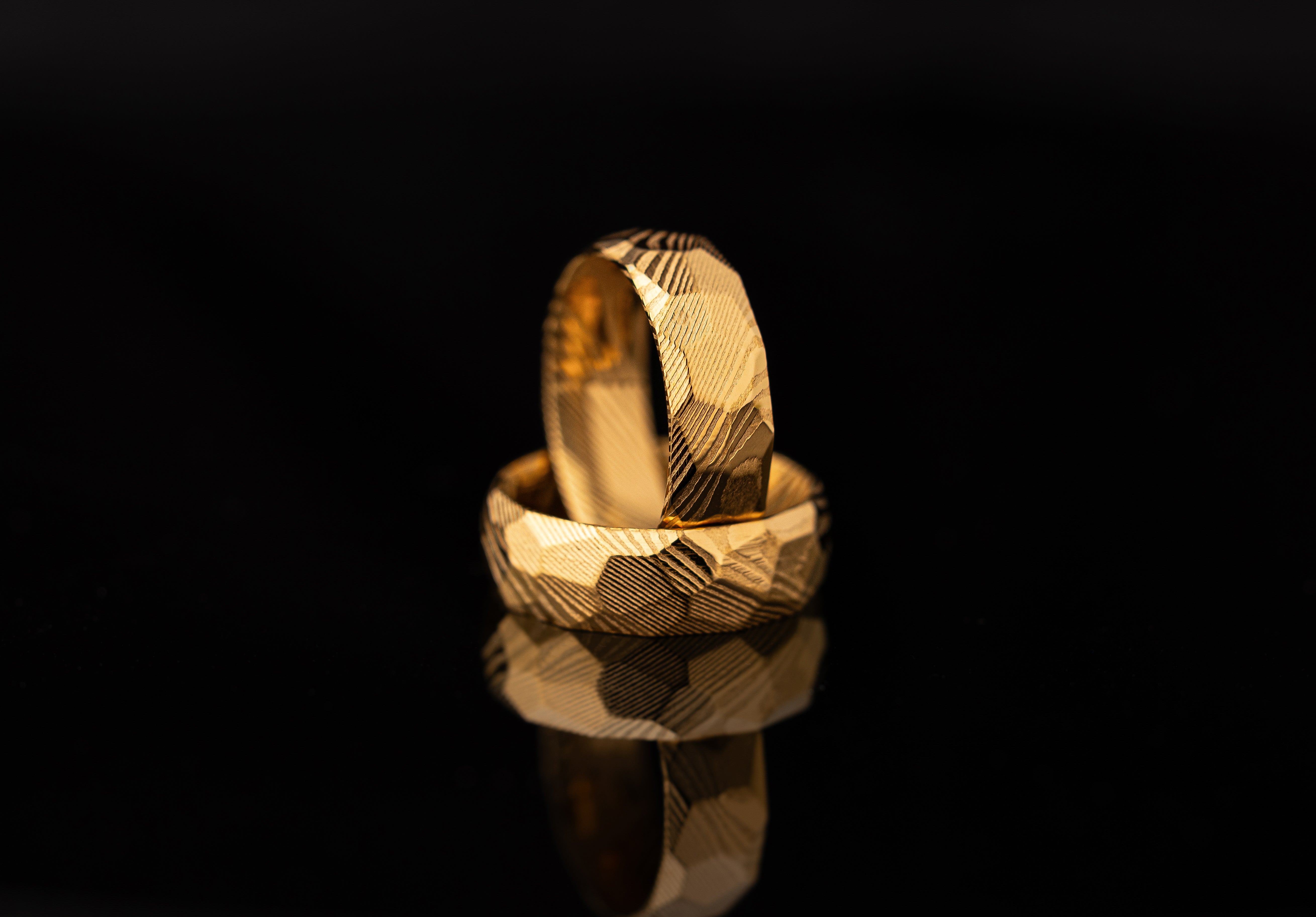 Golden Damascus - Hammered Gold Damascus Steel Ring, 8mm Width