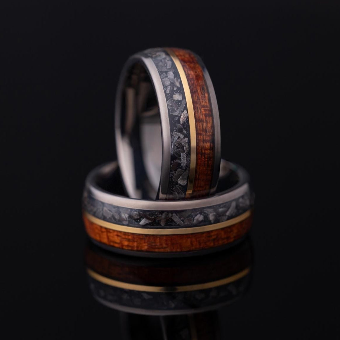 Meteorite Ring and Whiskey Barrel Ring, Meteorite Wood Band, Meteorite & Wood Ring, Tungsten Ring For Men, Wedding Band, Ring for Him, 8mm