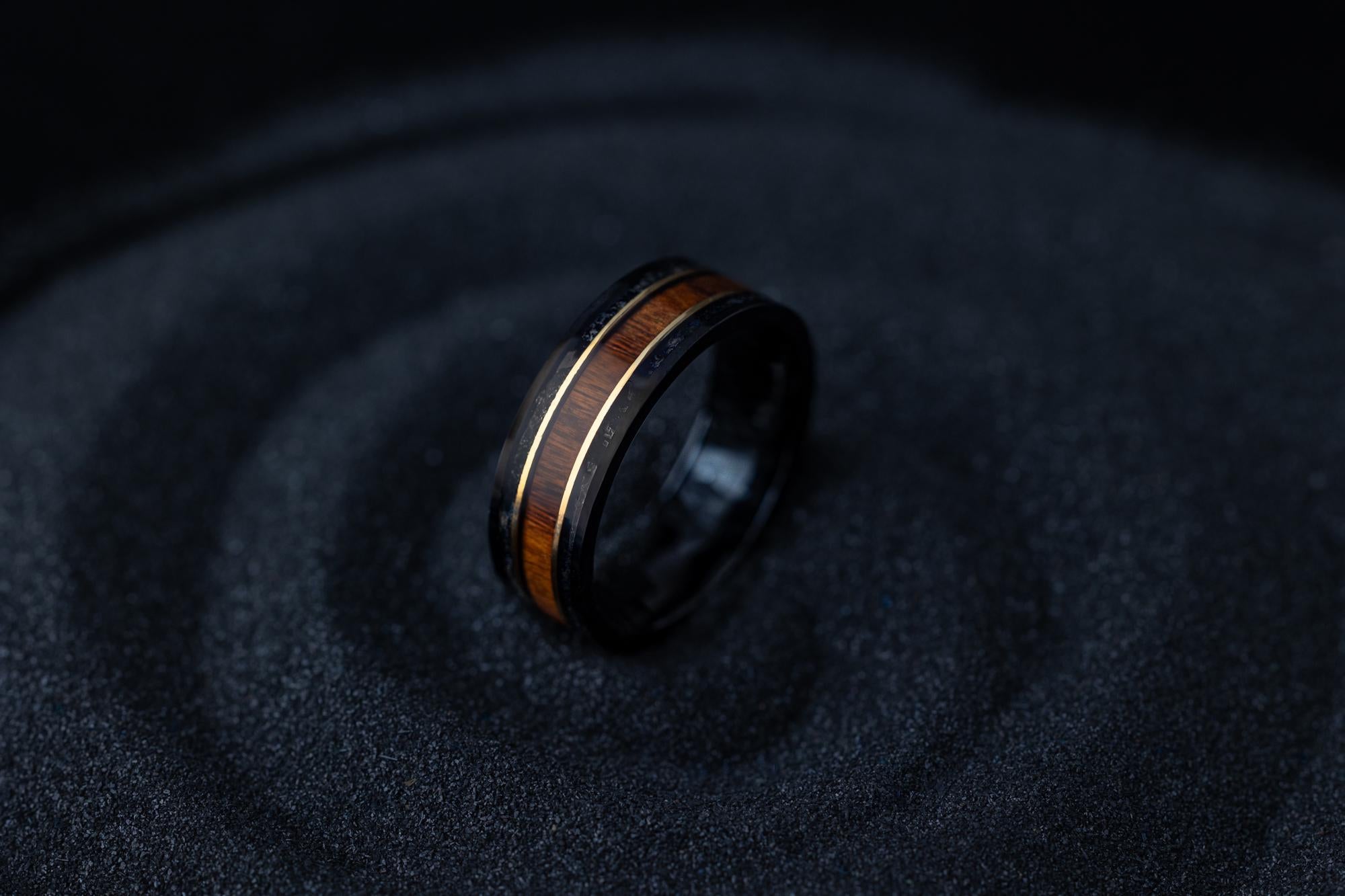 Whiskey Barrel Ring & Meteorite Ring, Wood Ring, Meteorite Band, Meteorite Tungsten Ring, Whiskey Barrel Ring, Tungsten Wedding Band, 8mm