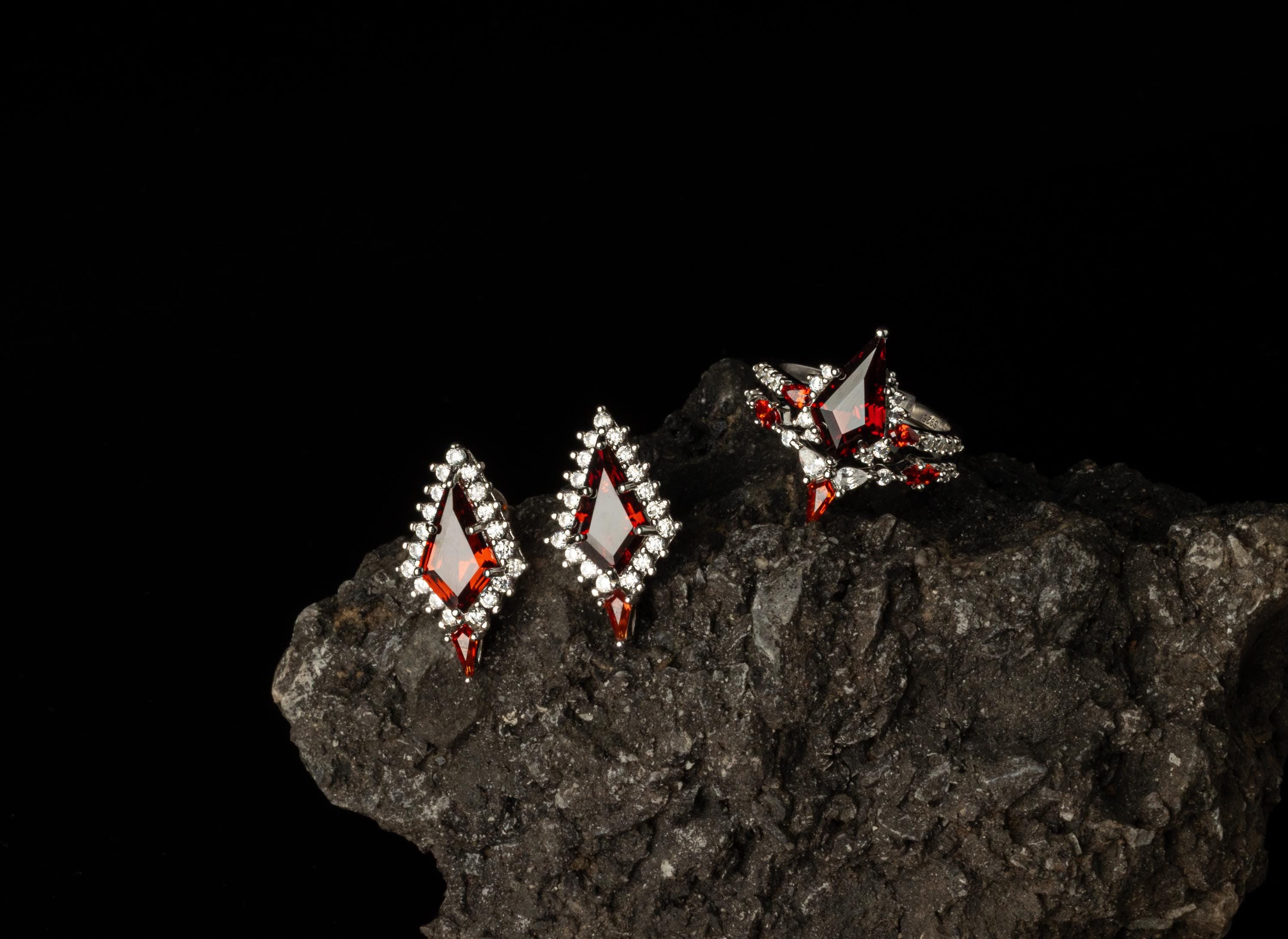 Garnet Ring and Earring Set, Garnet Stone Matching Set, Woman Earring and Ring Set, Garnet Earring Set and Garnet Ring, Silver Garnet Sets