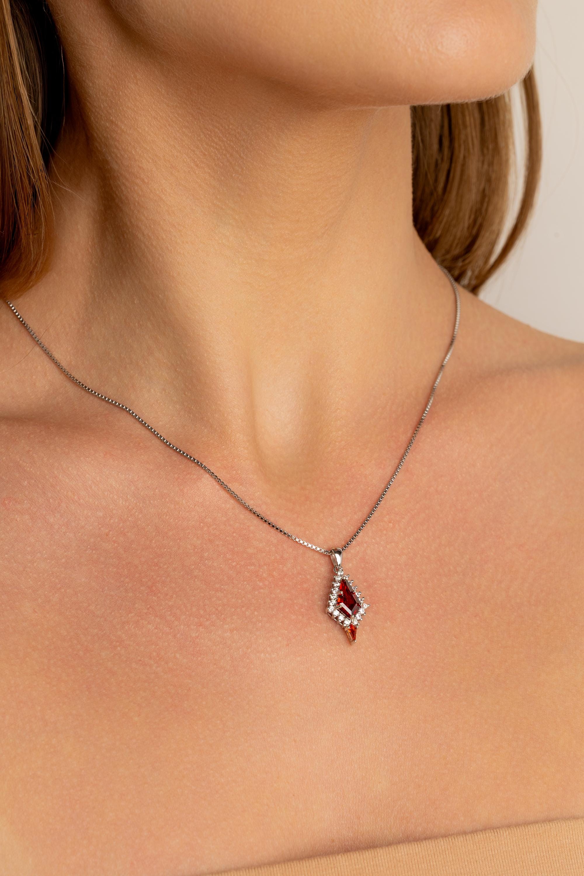 Garnet Necklace, Silver Garnet Necklace, Garnet Set for Her, Sterling Silver Necklace, Unique Necklace, Garnet Necklace Set, Red Necklace