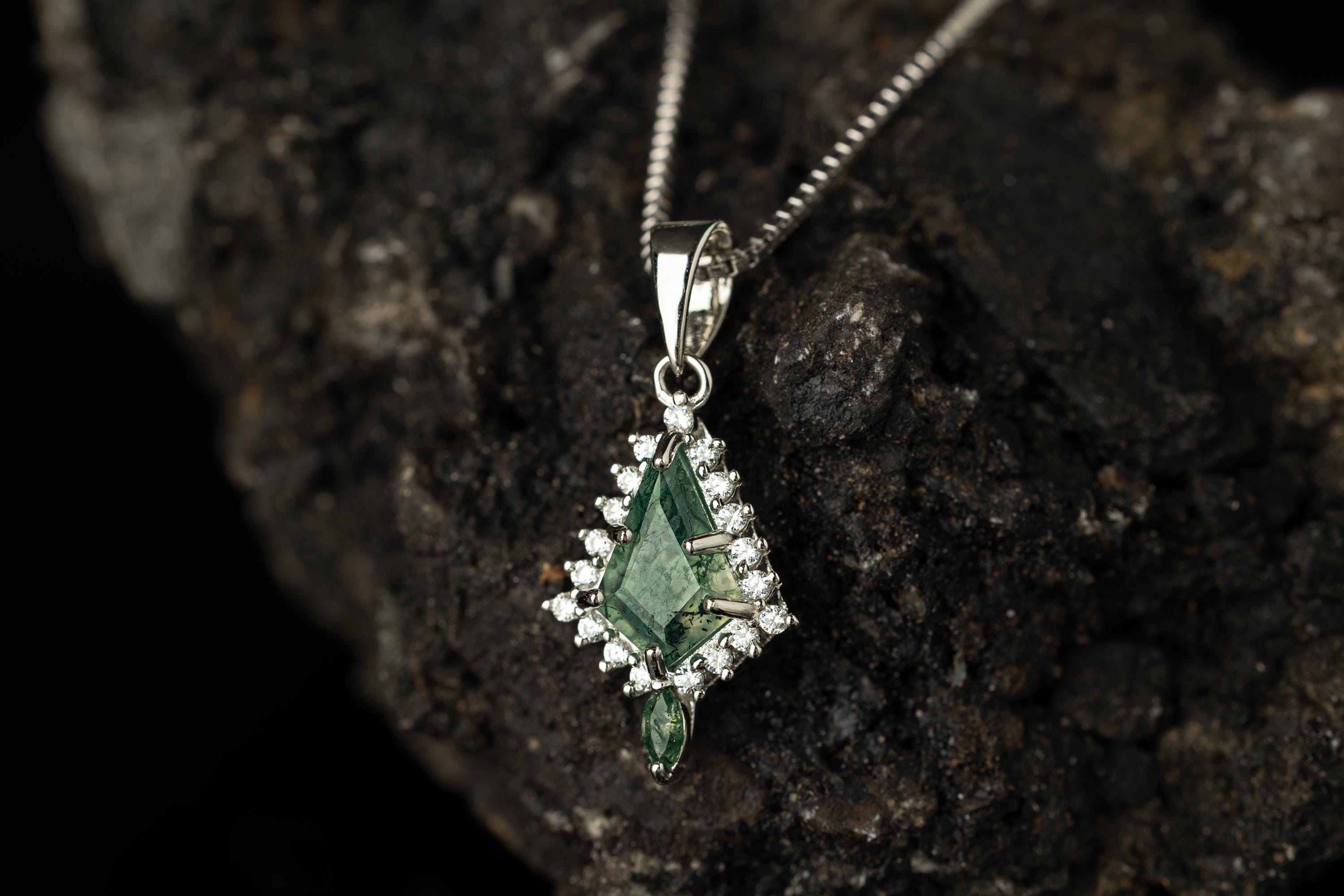 Green Moss Agate Silver Necklace, Moss Agate Necklace For Women, 925 Silver Moss Agate Pendant, Unique Moss Agate Necklace, Gift For Her