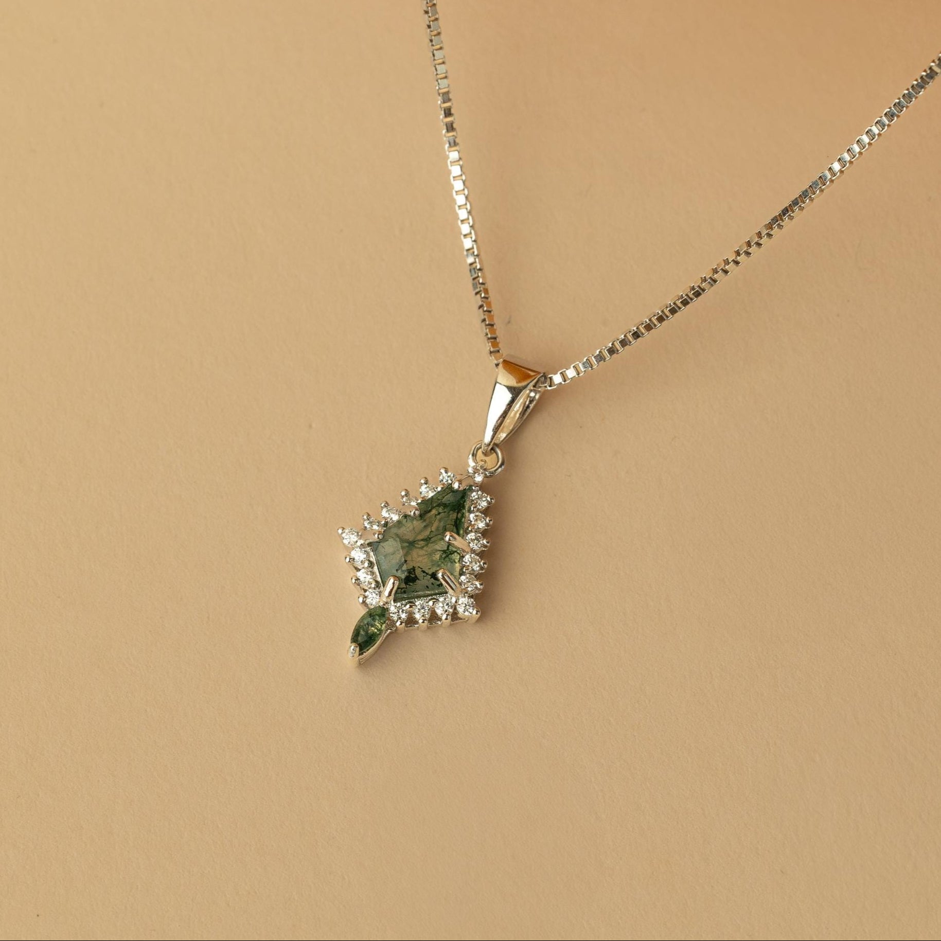 Green Moss Agate Silver Necklace, Moss Agate Necklace For Women, 925 Silver Moss Agate Pendant, Unique Moss Agate Necklace, Gift For Her