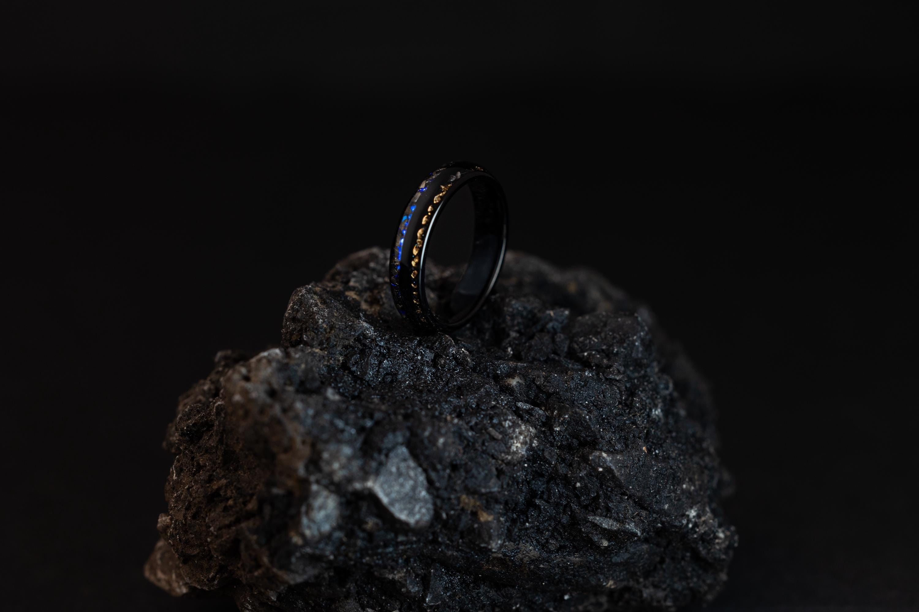 Tungsten Meteorite Wedding Band: Nebula & Crushed Gold Leaf Ring (5mm)