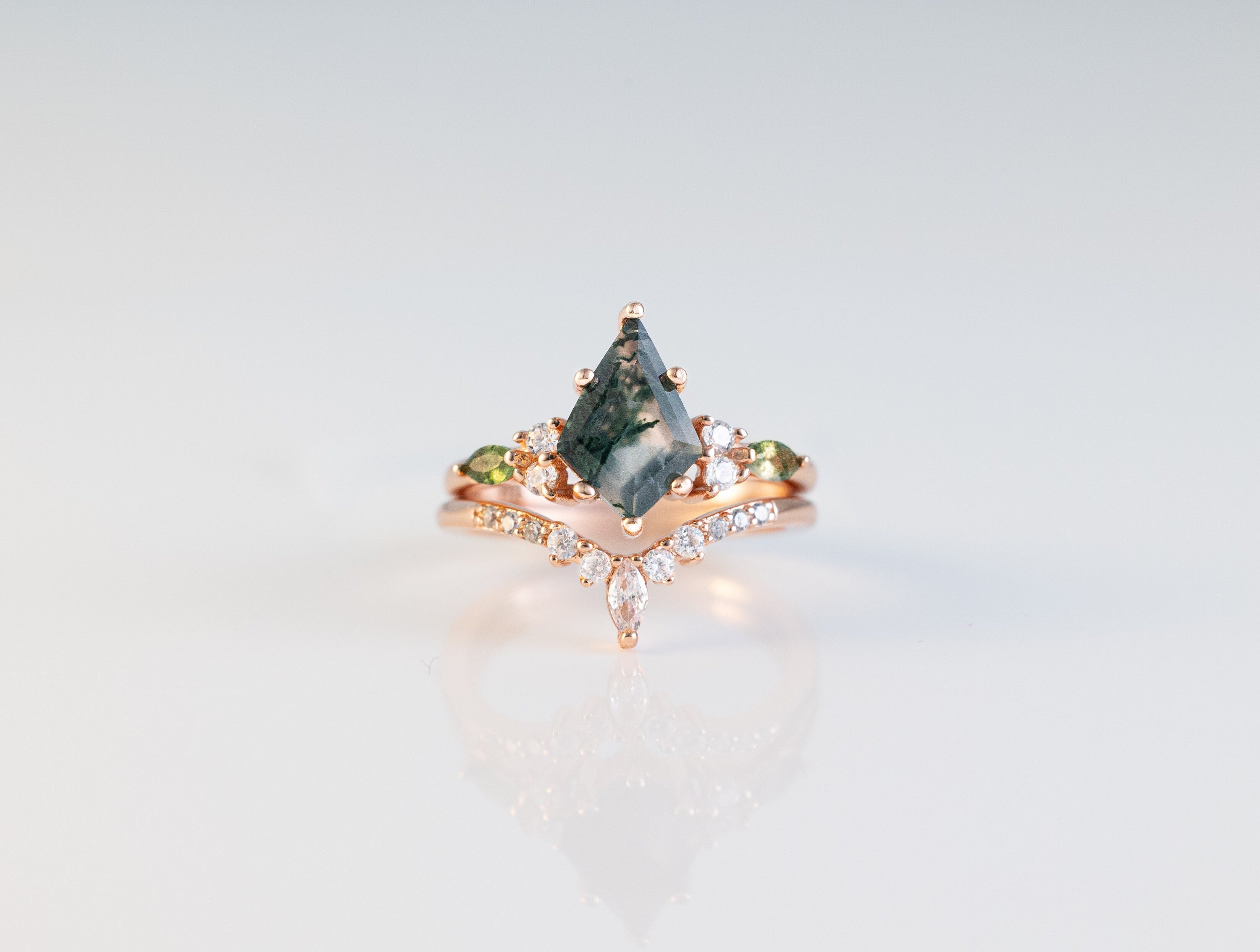 Moss Agate Ring, Natural Agate Engagement Ring in 14K Rose Gold Vermeil Kite-Cut Green Moss Agate Skye Ring, Green Gemstone Promise Ring