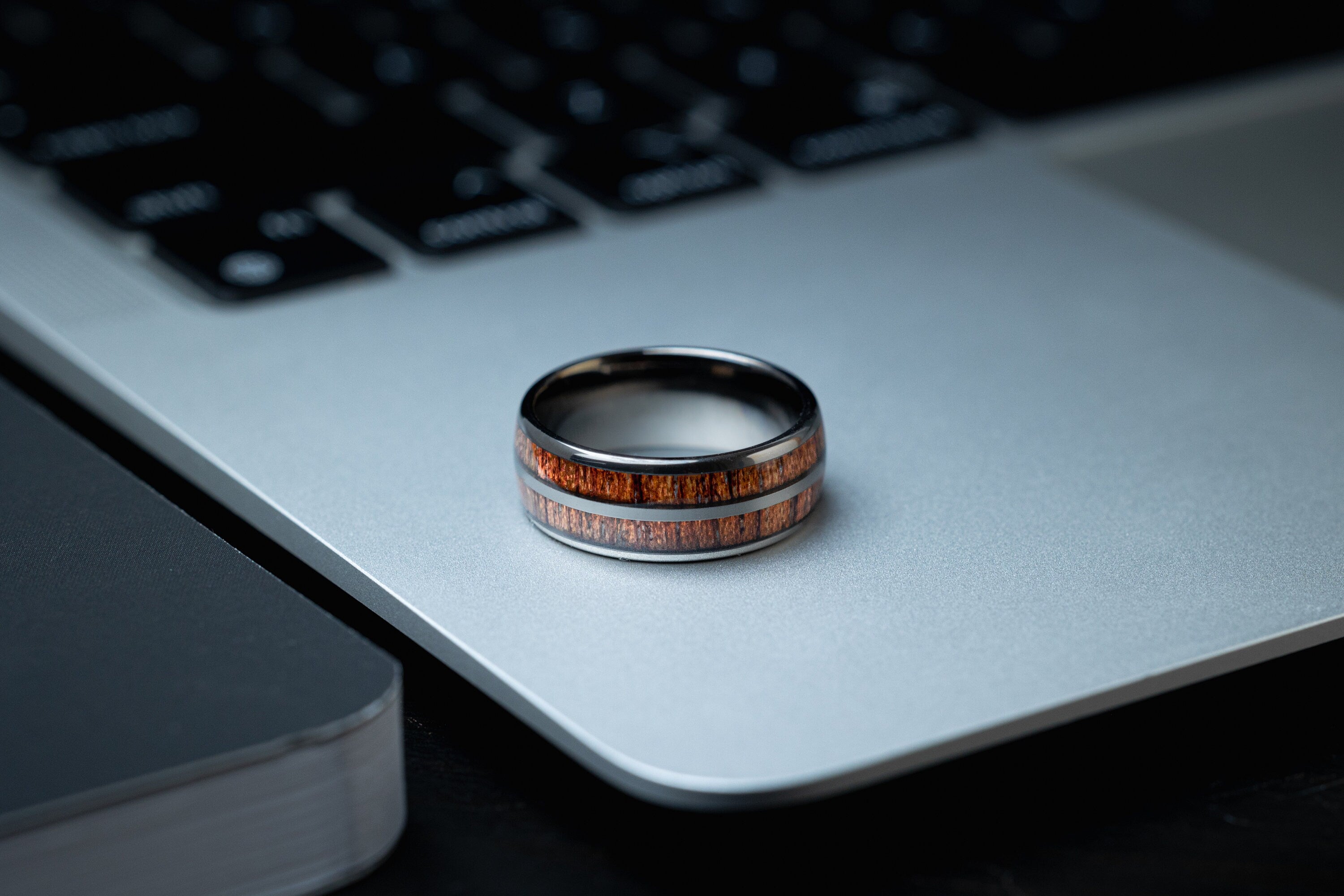 Barrel Wood - Tungsten & Whiskey Barrel Wood Inlay Ring, 8mm