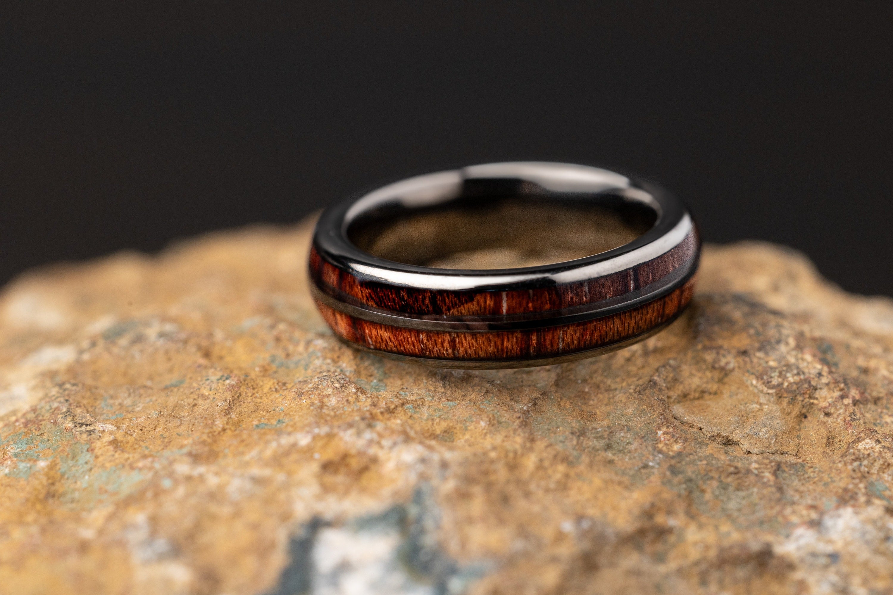 Whiskey Barrel Ring with Wood Inlay, Tungsten and Wood Inlay Woman Ring, Unique Women's Wedding Band, Wood Wedding Band, Promise Ring, 5mm